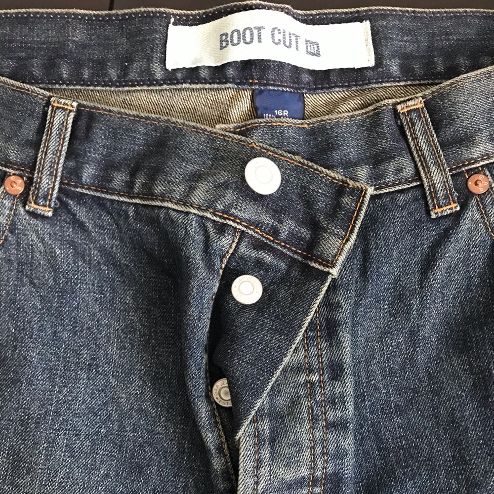 Women’s Bootcut Gap Jeans
